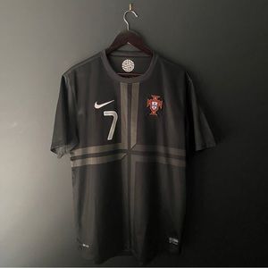 Nike Dri-Fit Cristiano Ronaldo 2013/14 Portugal Soccer #7 Jersey Size Large